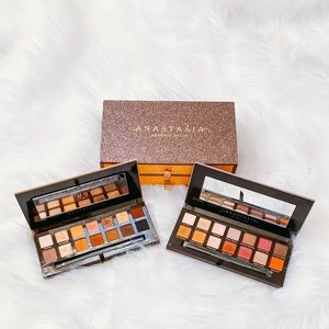Anastasia Beverly Hills Modern Renaissance and Soft Glam Palettes Gift Set
